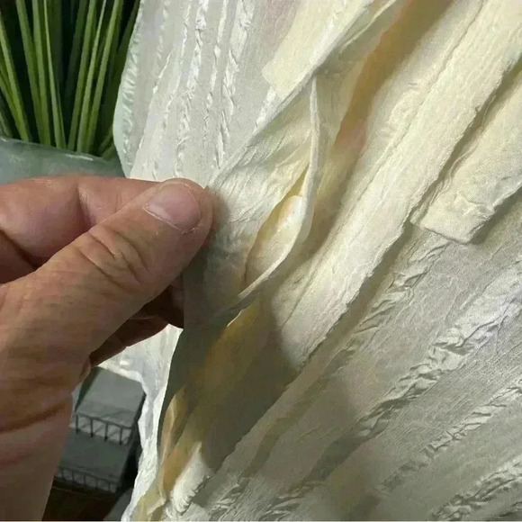 Additions Chico’s Women’s 1 M Ivory Ruffled Textured Chiffon Long Sleeve Tunic - Picture 5 of 13